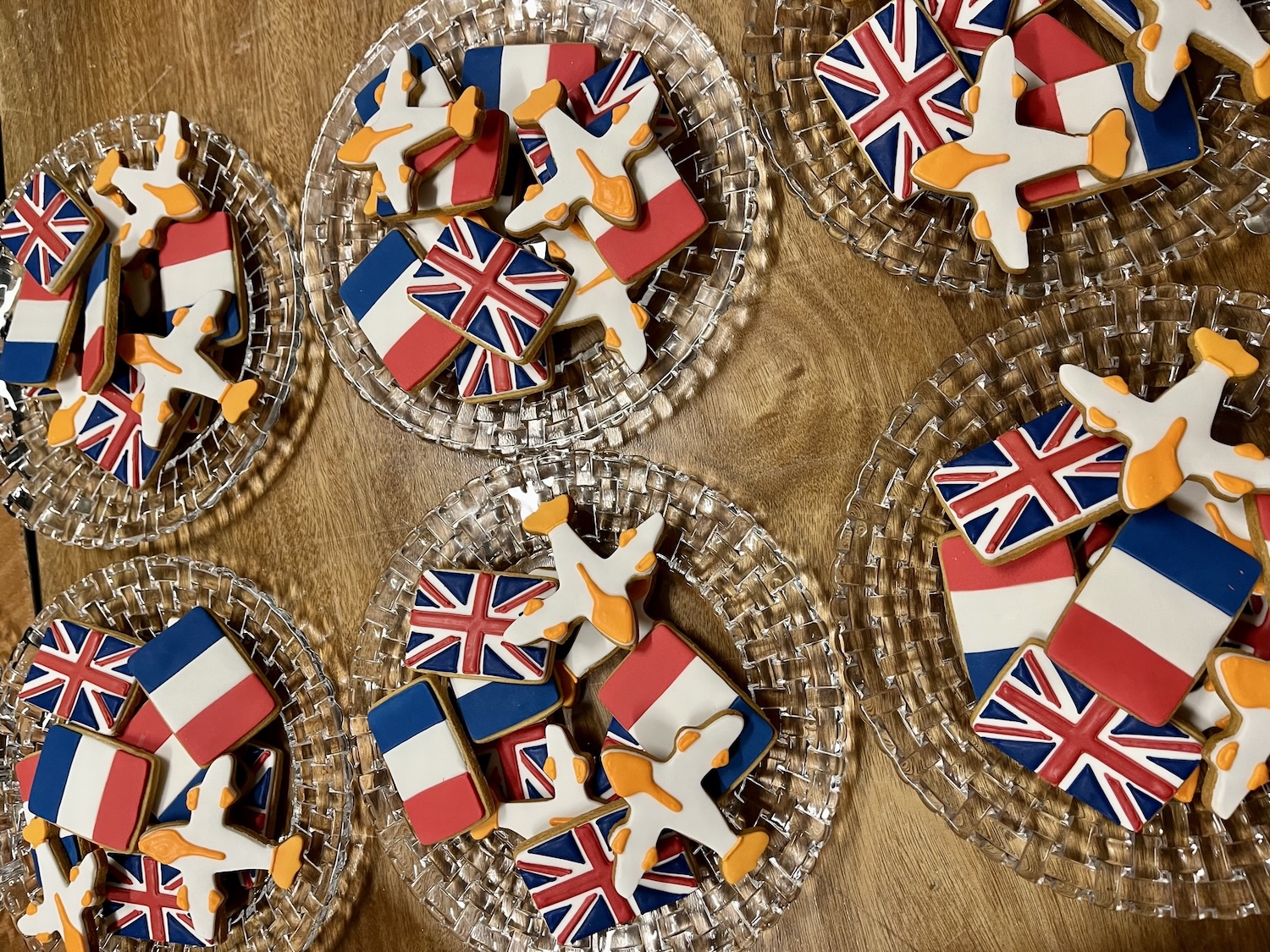 Travel themed wedding favours – How to plan a travel themed wedding with personal touches