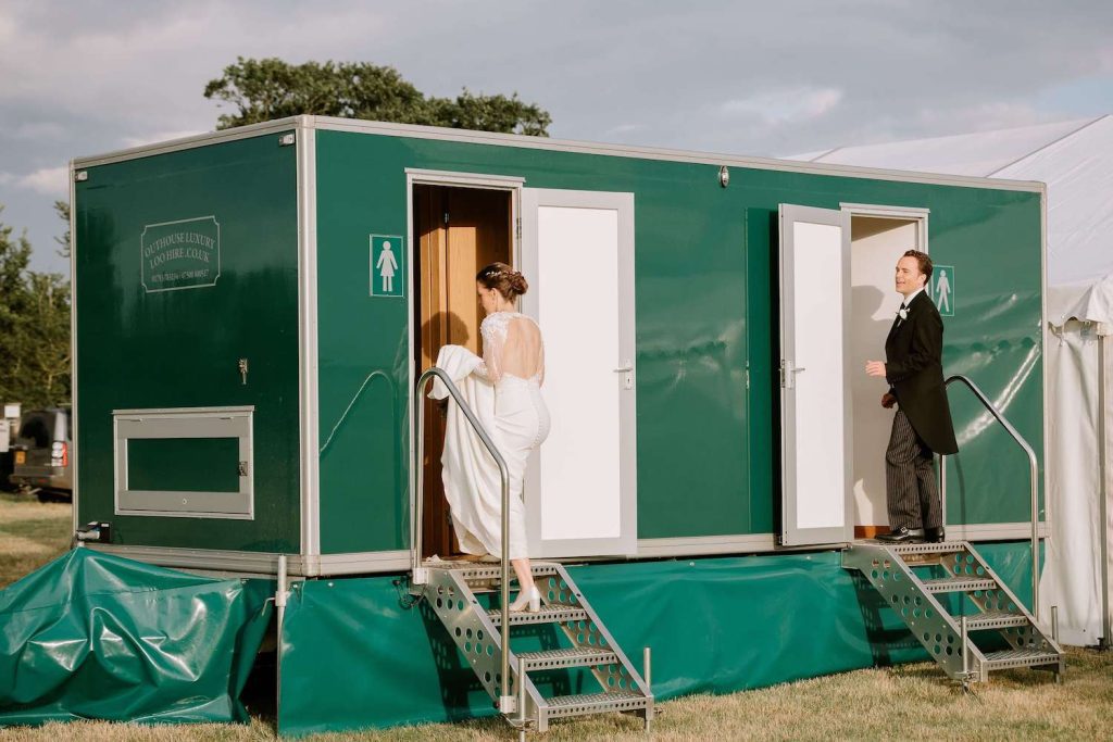 portaloos for outdoor wedding in the uk