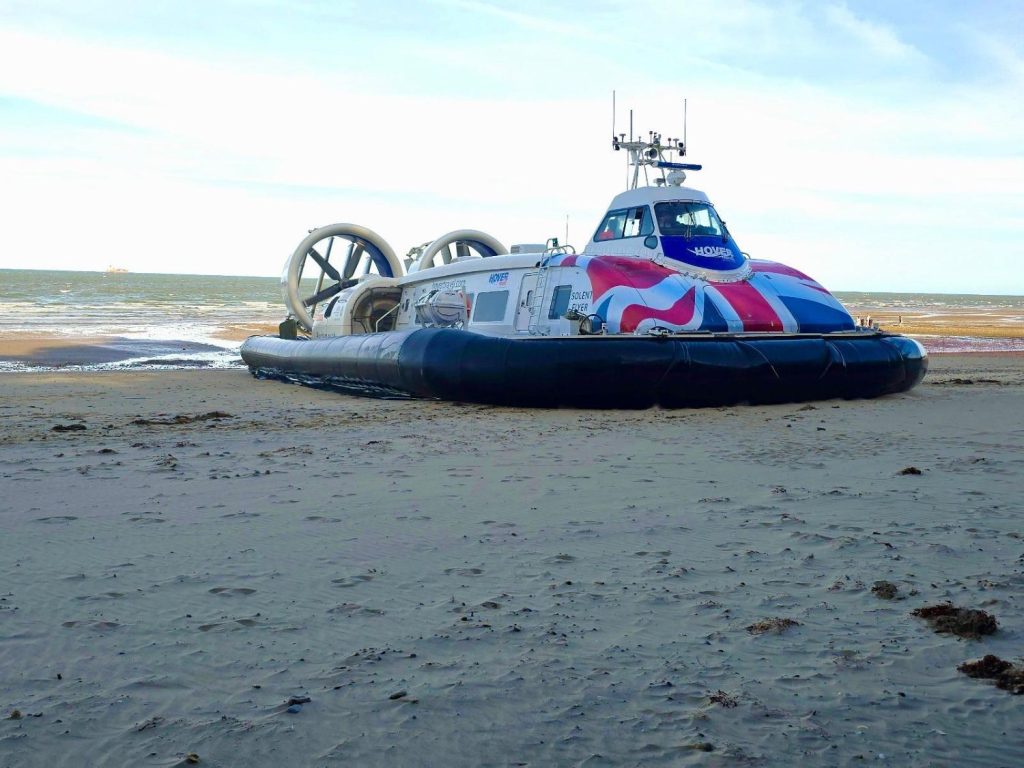 Isle of Wight Hovercraft on the beach for wedding