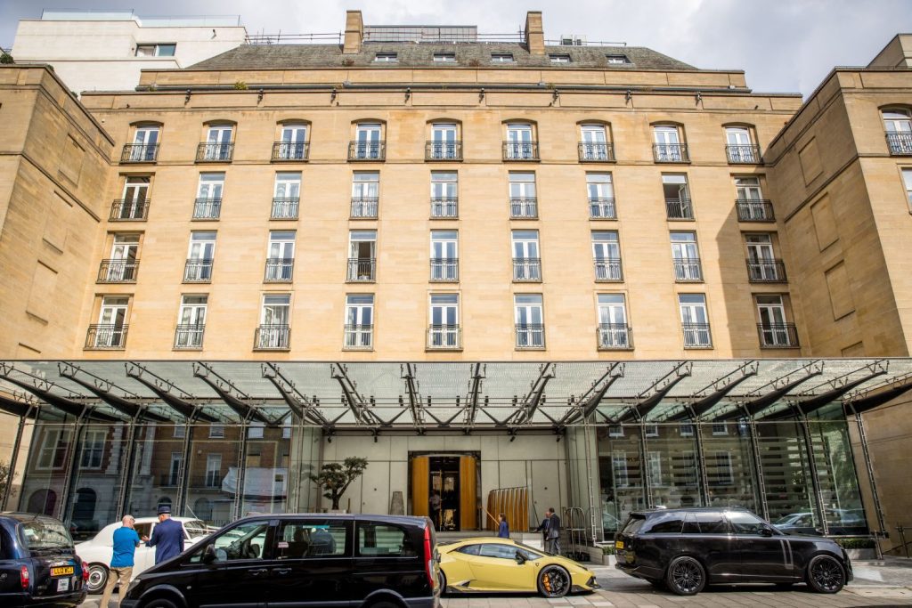 the berkeley hotel glamorous london wedding planner
